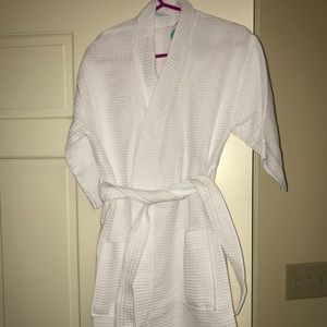 Waffled bath/spa robe